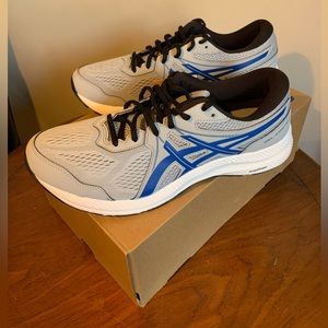 ASICS GEL-Contend 7 Men's Running Shoes - Size 11. Grey